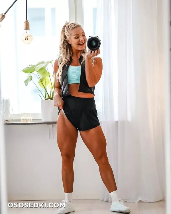 DENICE MOBERG - 34