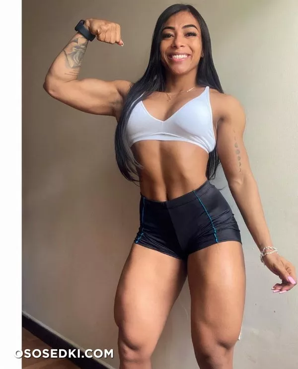 Estefany Martinez - 16