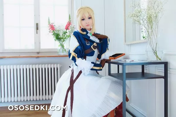 Hidori Rose | Violet Evergarden - 15