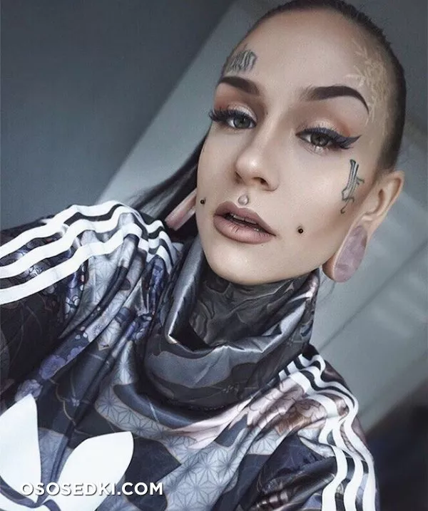 Monami Frost - 204