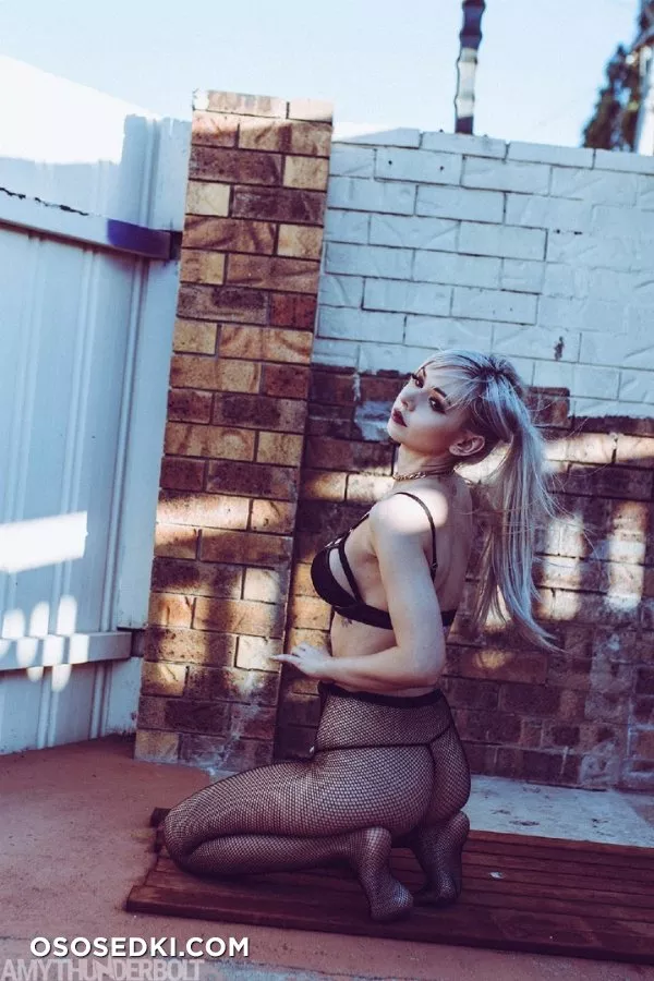 Amy Thunderbolt - 9