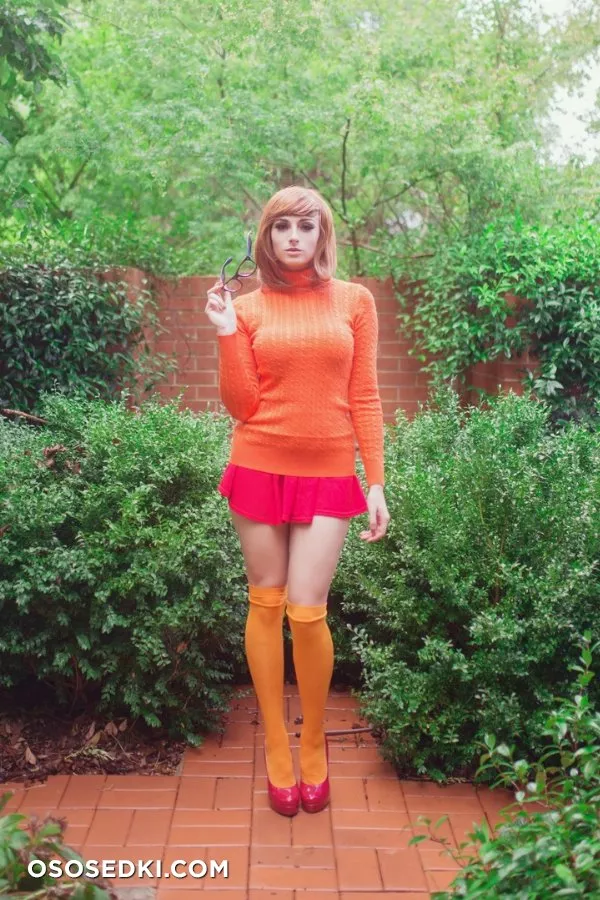 Kayla Erin | Scooby Doo | Velma Dinkley - 12