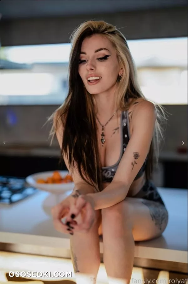 Rolyatistaylor fansly erotic set - 9