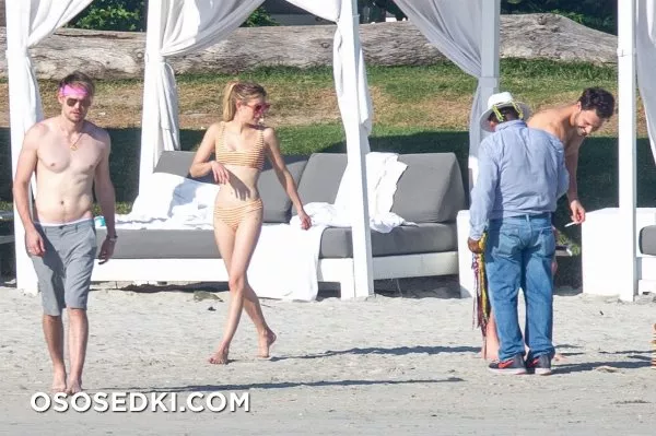 Эмма Робертс голая, Emma Roberts фото - 333