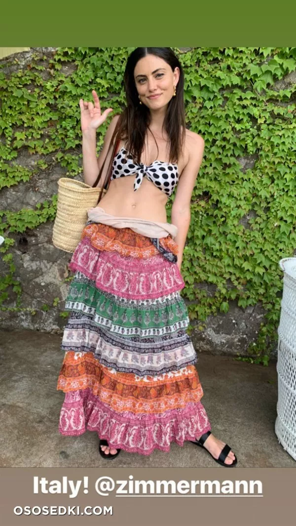 Фиби Тонкин голая - фото Phoebe Tonkin - 57