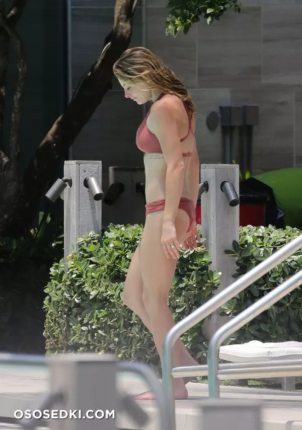 Эшли Грин голая - фото Ashley Greene - 66