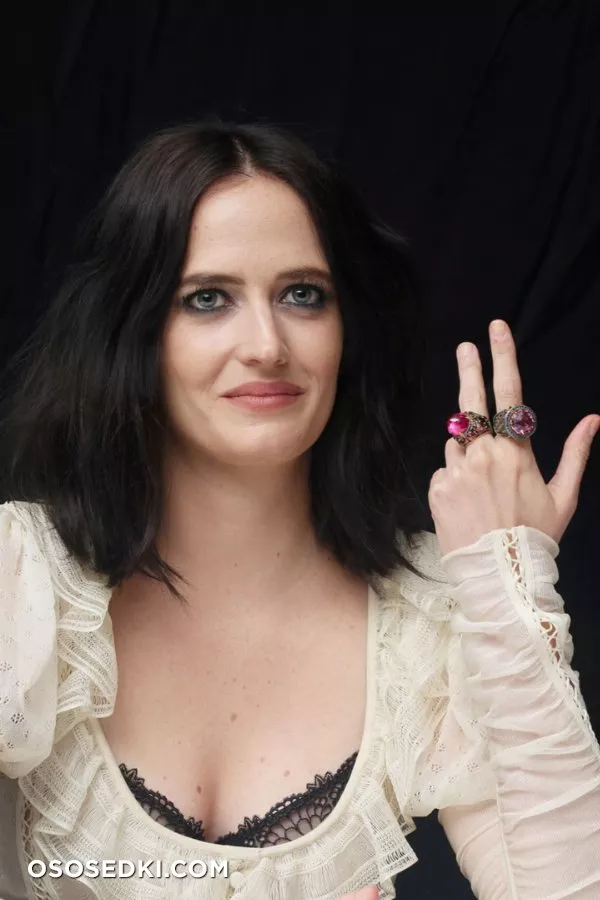 Ева Грин (Eva Green) голая - фото, фильмы, фотосессии - 149