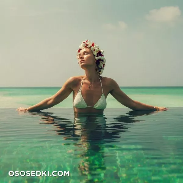 Голая Полина Гагарина - фото в бикини, Maxim, Instagram - 65
