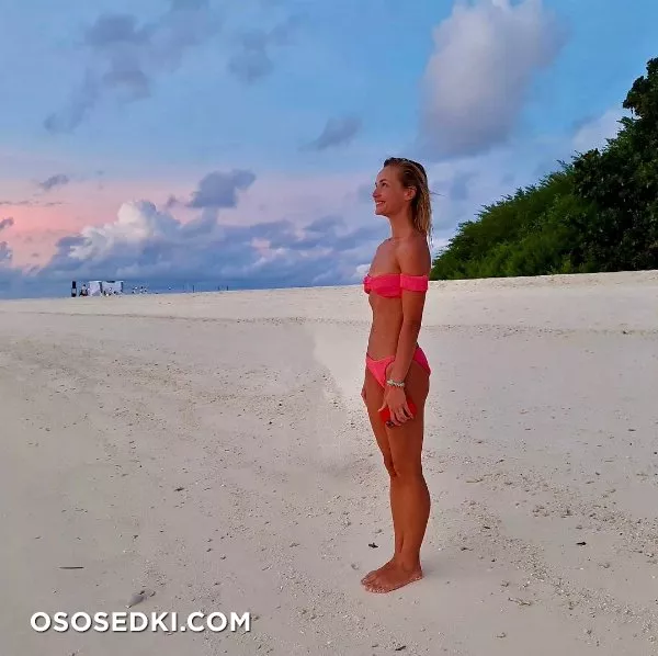 Голая Полина Гагарина - фото в бикини, Maxim, Instagram - 119