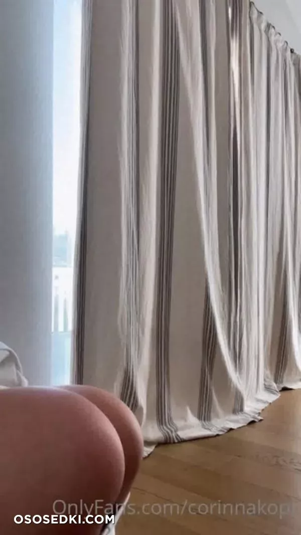 Corinna Kopf Nude Bent Over private - 12