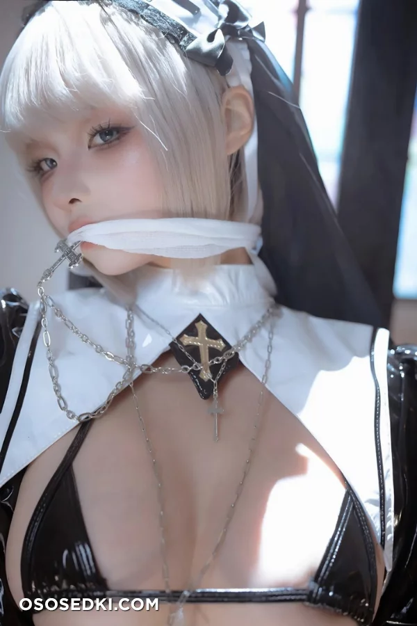 Momochan - nun - 16