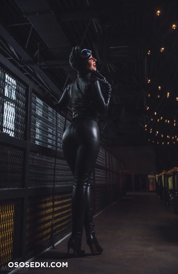 Catwoman nude. Onlyfans, Patreon leaked 22 nude photos and videos
