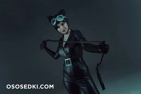 Catwoman nude. Onlyfans, Patreon leaked 11 nude photos and videos