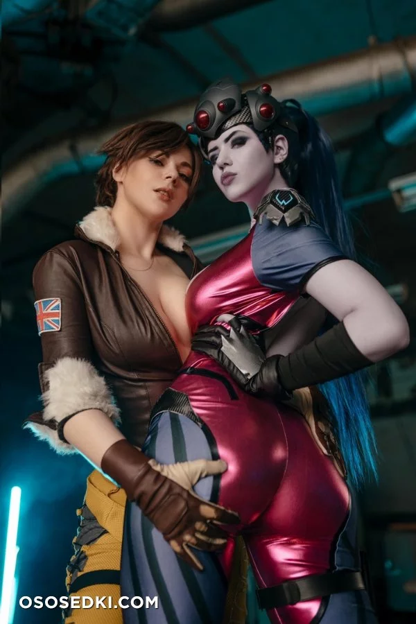 Alina Becker and Adamae | Widowmaker and Tracer nude. Onlyfans, Patreon leaked 49 nude photos and videos